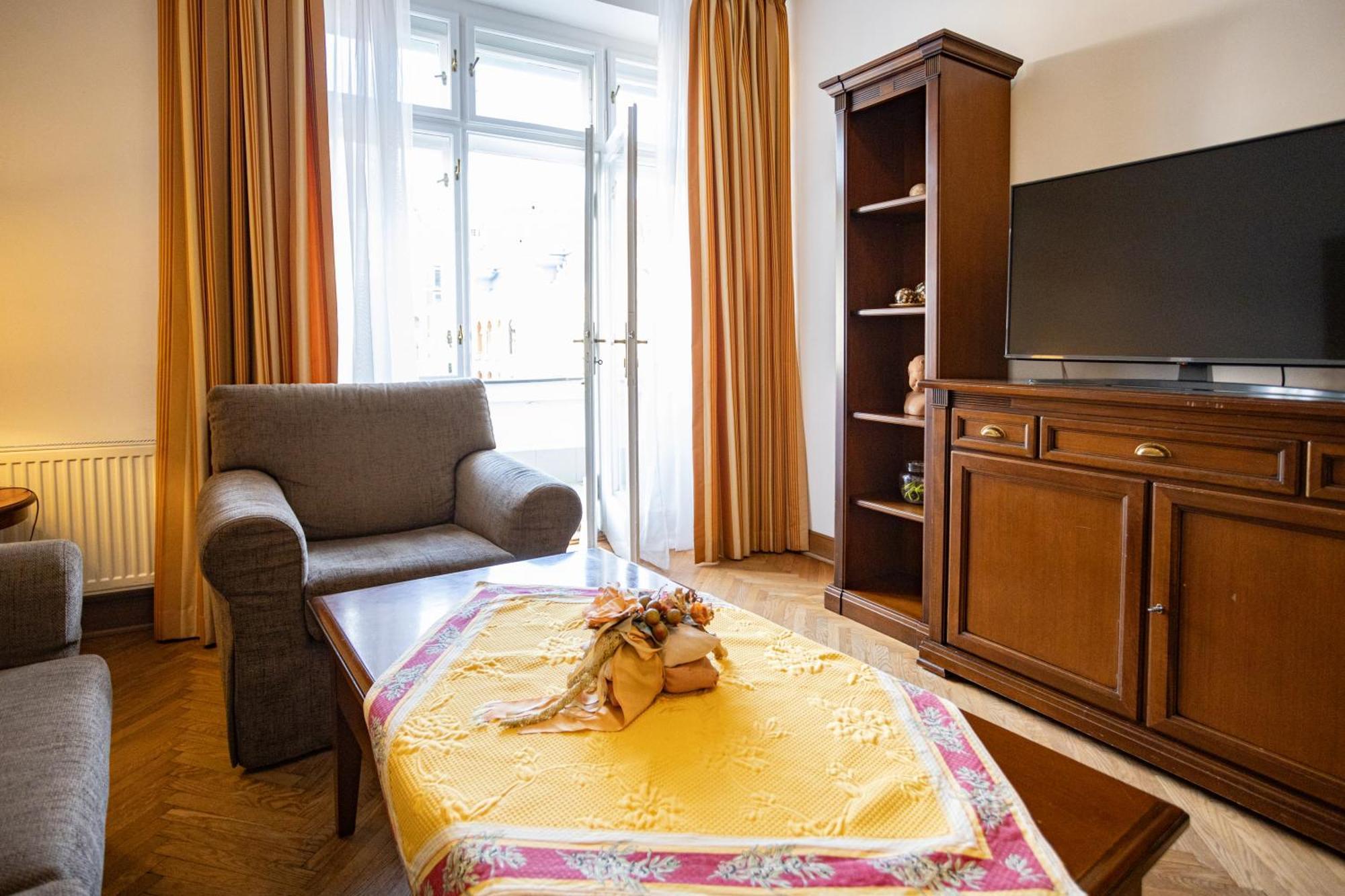 Melissa Apartments Karlovy Vary Bagian luar foto